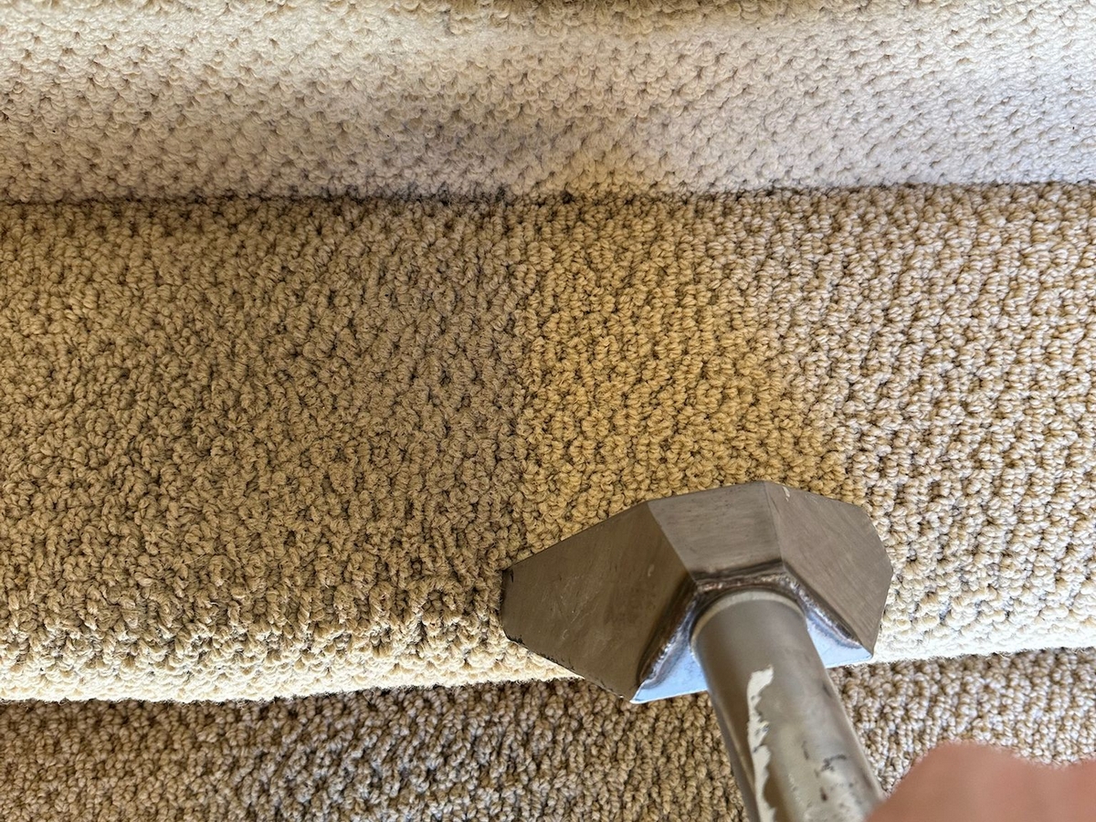 Stairs cleaning